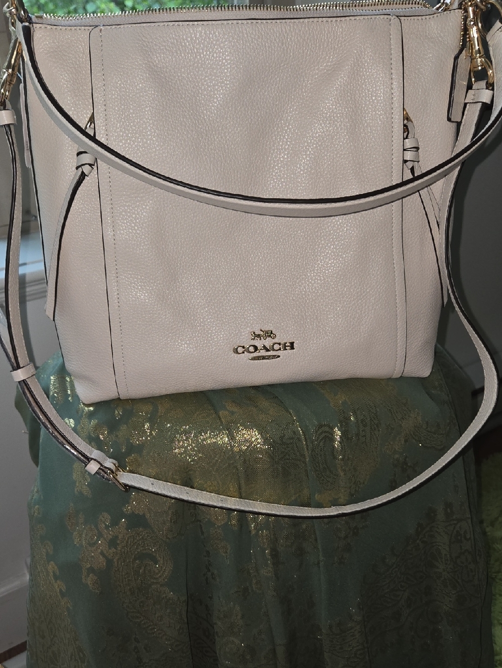 Brand New Coach Pebbled Leather Crossbody Bag in Light Cream with Gold Hardware
